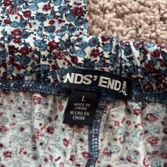 Lands End Blue & Burgundy Floral PJ Bottoms w Drawstring
Size L - Picture 4 of 6